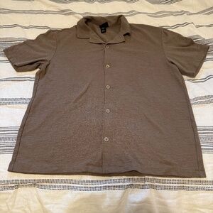 lounge wear brown short polo button down brand H&M size m coupe size M